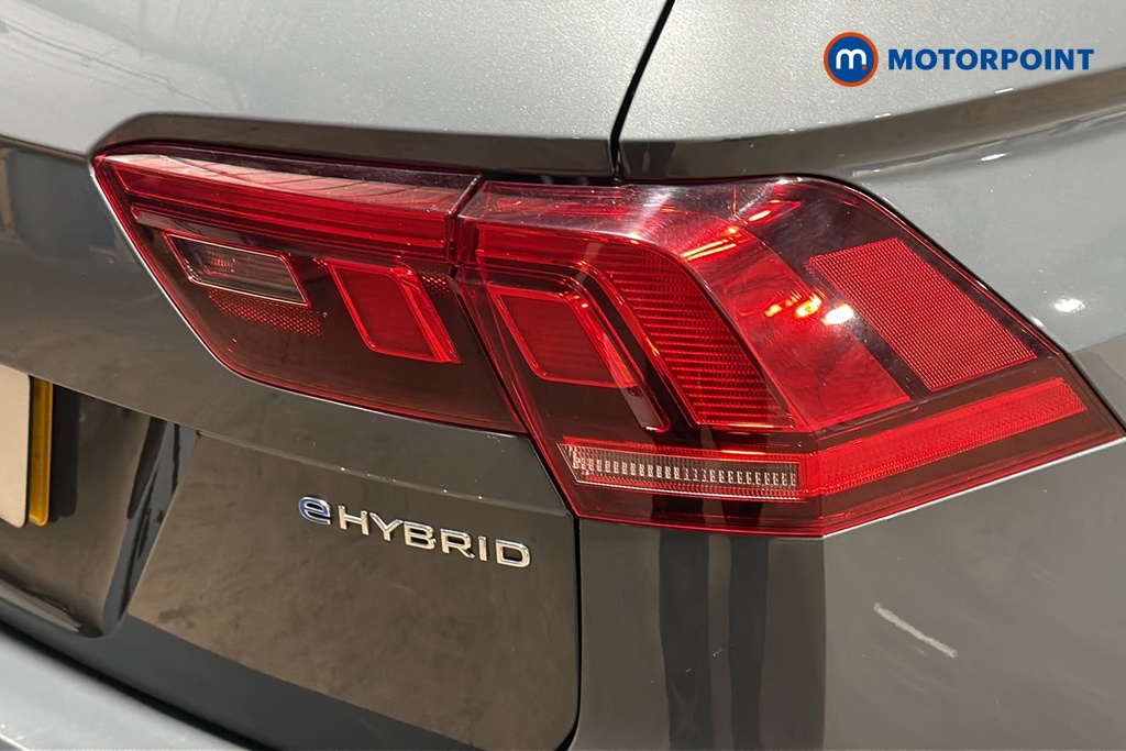 Volkswagen Tiguan R-Line Automatic Petrol Plug-In Hybrid SUV - Stock Number (1687405) - 36th supplementary image