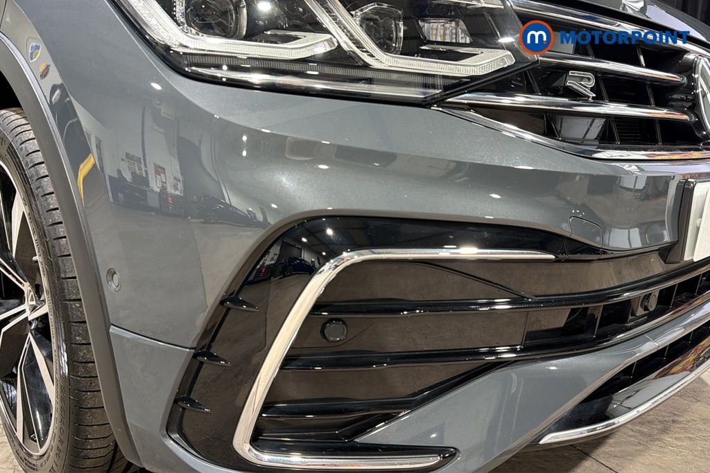 Volkswagen Tiguan R-Line Automatic Petrol Plug-In Hybrid SUV - Stock Number (1687405) - 38th supplementary image