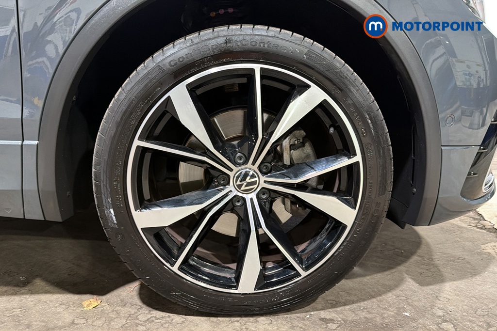 Volkswagen Tiguan R-Line Automatic Petrol Plug-In Hybrid SUV - Stock Number (1687405) - 47th supplementary image