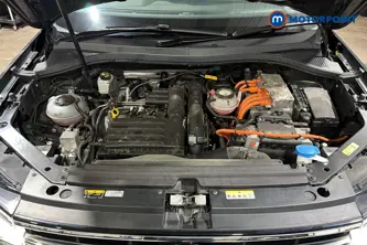 Volkswagen Tiguan R-Line Automatic Petrol Plug-In Hybrid SUV - Stock Number (1687405) - 48th supplementary image