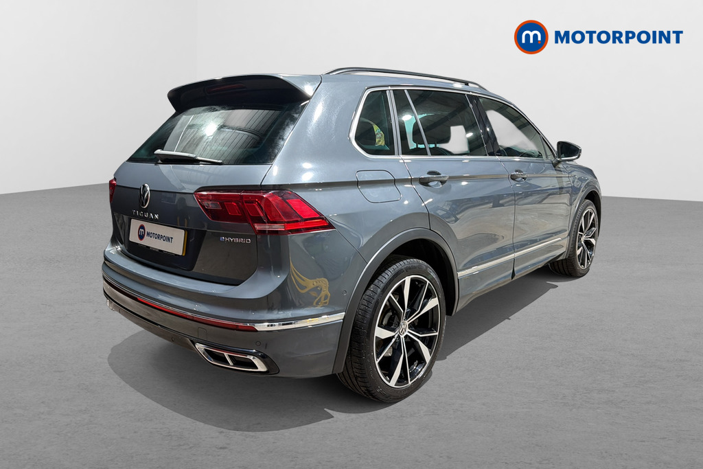 Volkswagen Tiguan R-Line Automatic Petrol Plug-In Hybrid SUV - Stock Number (1687405) - Passenger side rear corner
