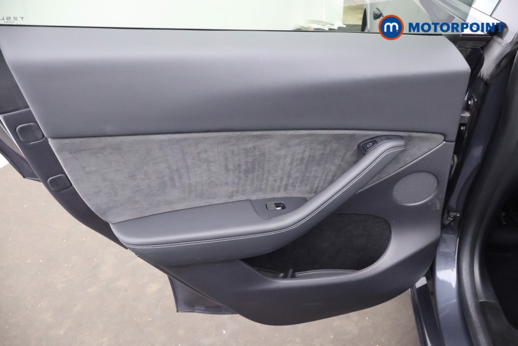 Tesla Model Y Rwd 5Dr Auto Automatic Electric SUV - Stock Number (1687416) - 23rd supplementary image