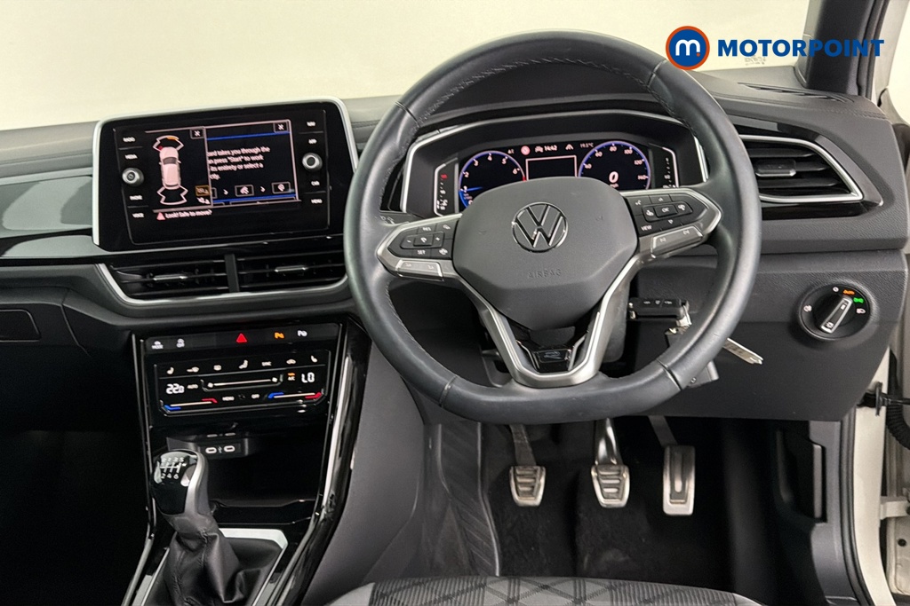 Volkswagen T-Roc R-Line Manual Petrol SUV - Stock Number (1687490) - 2nd supplementary image
