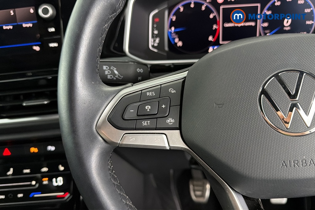 Volkswagen T-Roc R-Line Manual Petrol SUV - Stock Number (1687490) - 4th supplementary image