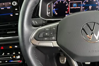 Volkswagen T-Roc R-Line Manual Petrol SUV - Stock Number (1687490) - 4th supplementary image