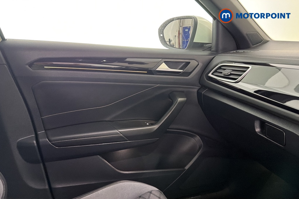 Volkswagen T-Roc R-Line Manual Petrol SUV - Stock Number (1687490) - 10th supplementary image