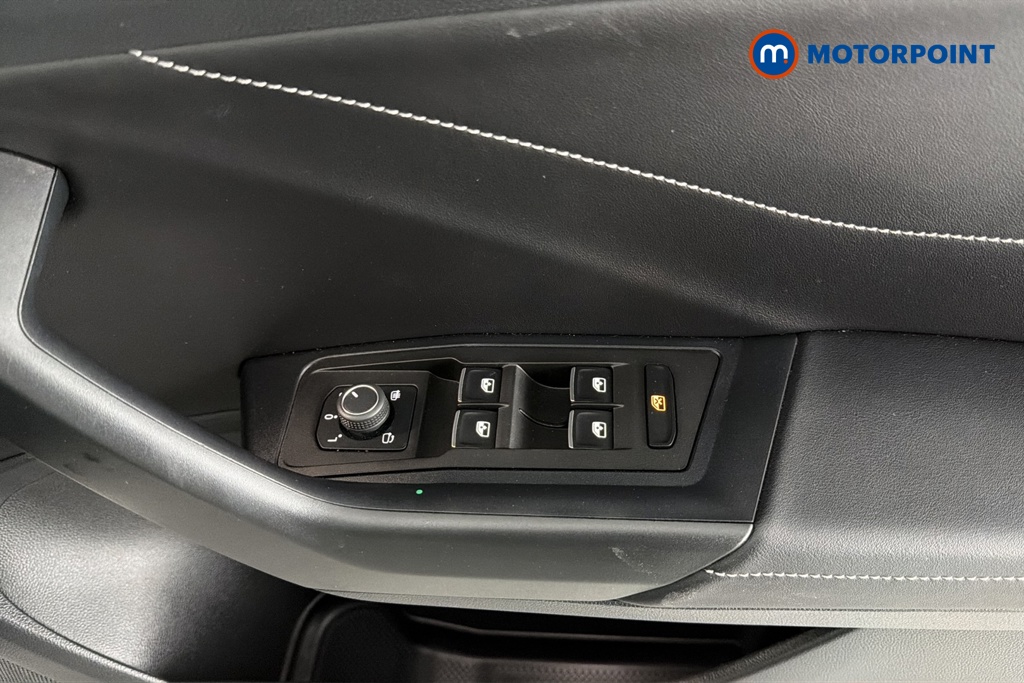 Volkswagen T-Roc R-Line Manual Petrol SUV - Stock Number (1687490) - 19th supplementary image