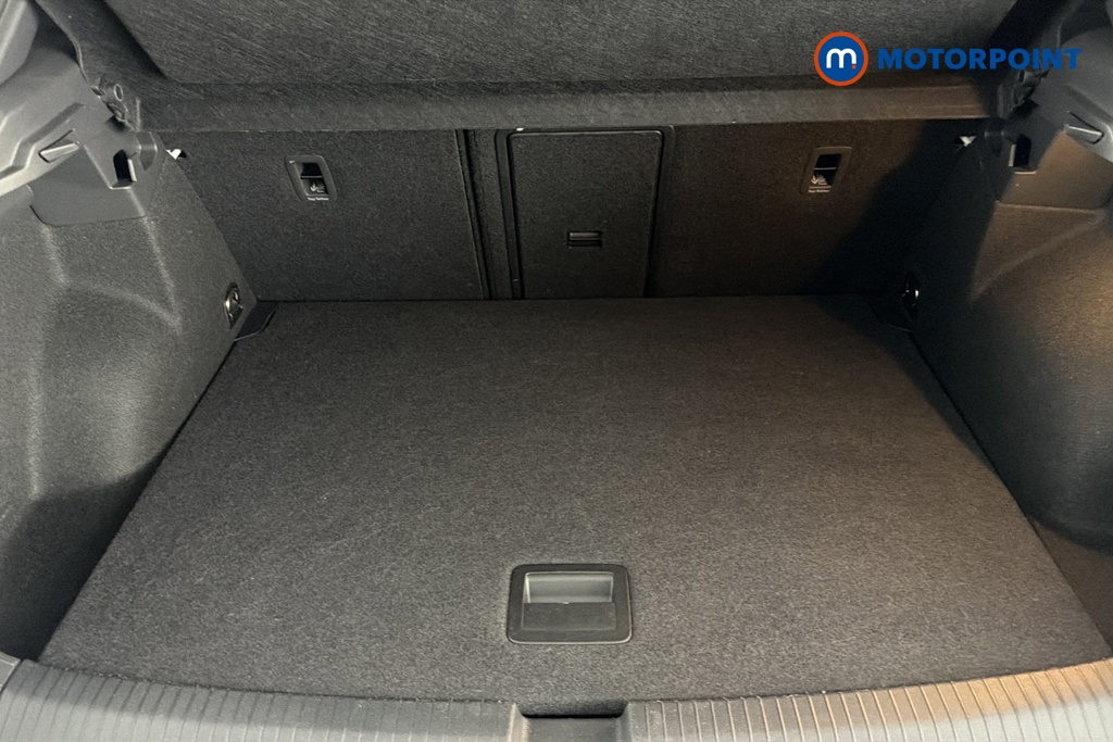 Volkswagen T-Roc R-Line Manual Petrol SUV - Stock Number (1687490) - 30th supplementary image