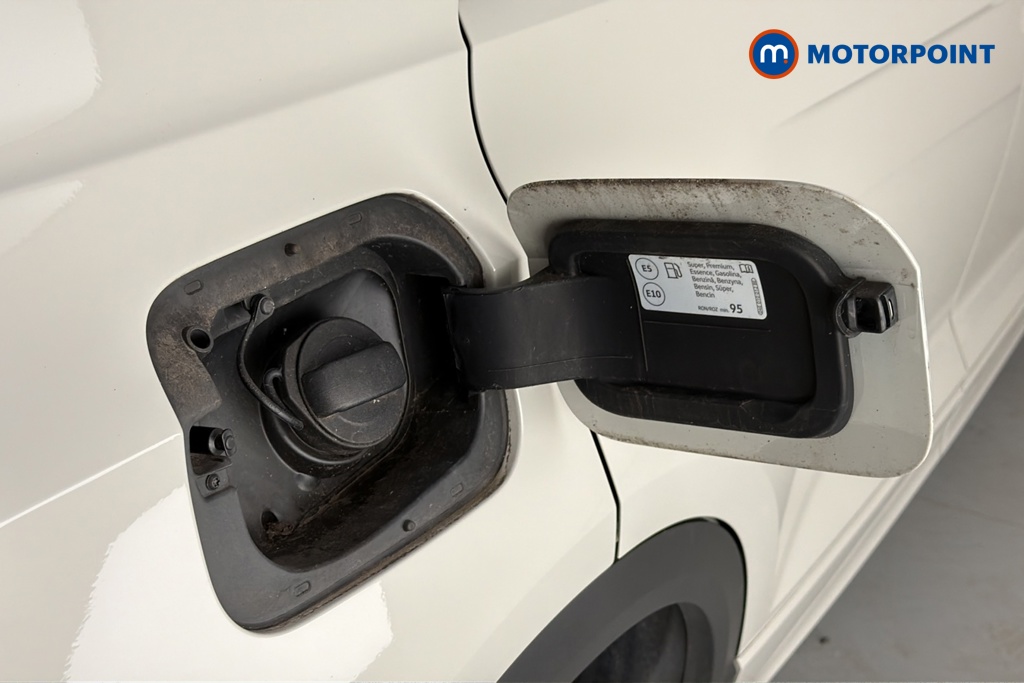 Volkswagen T-Roc R-Line Manual Petrol SUV - Stock Number (1687490) - 41st supplementary image
