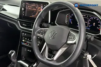 Volkswagen T-Roc R-Line Manual Petrol SUV - Stock Number (1687490) - 48th supplementary image