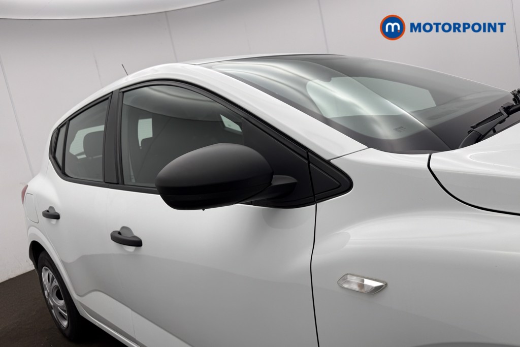 Dacia Sandero Essential Manual Petrol Hatchback - Stock Number (1687518) - 7th supplementary image