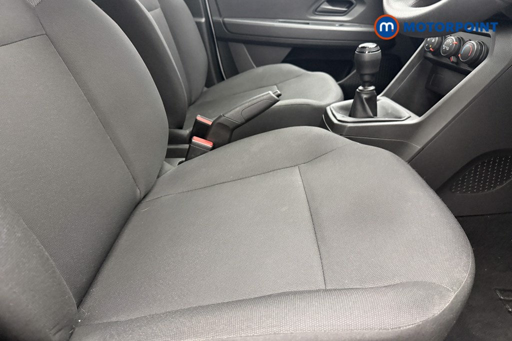 Dacia Sandero Essential Manual Petrol Hatchback - Stock Number (1687518) - 25th supplementary image
