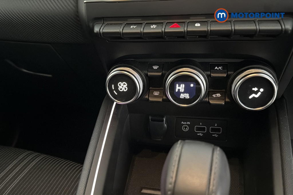 Renault Clio Engineered Automatic Petrol-Electric Hybrid Hatchback - Stock Number (1687531) - 12th supplementary image