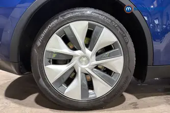 Tesla Model Y Long Range Automatic Electric SUV - Stock Number (1687790) - 46th supplementary image