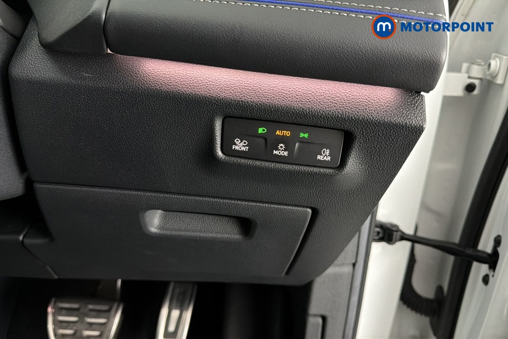 Volkswagen Tiguan R-Line Automatic Petrol SUV - Stock Number (1688028) - 11th supplementary image