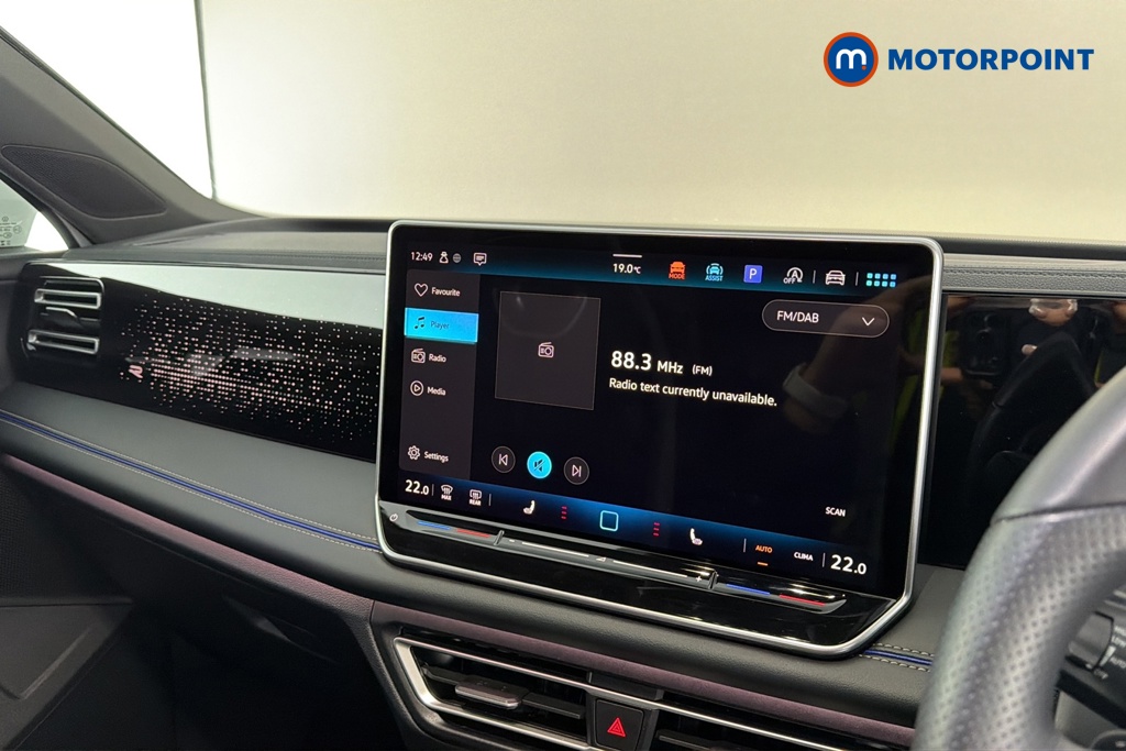 Volkswagen Tiguan R-Line Automatic Petrol SUV - Stock Number (1688028) - 12th supplementary image