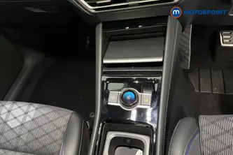Volkswagen Tiguan R-Line Automatic Petrol SUV - Stock Number (1688028) - 15th supplementary image