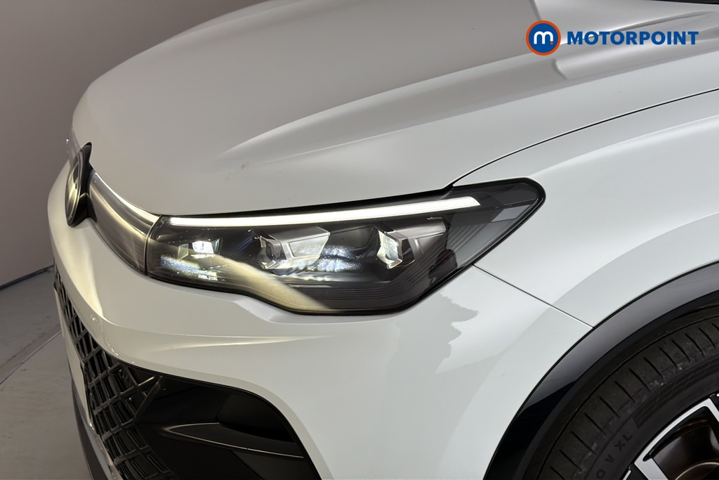 Volkswagen Tiguan R-Line Automatic Petrol SUV - Stock Number (1688028) - 42nd supplementary image