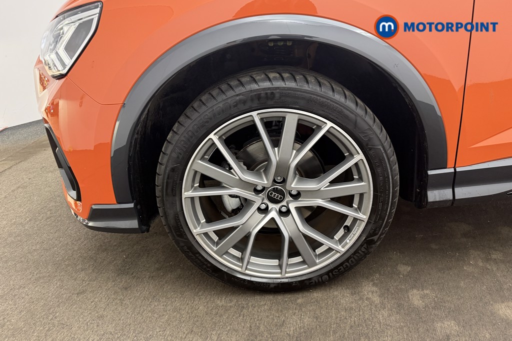 Audi Q3 Black Edition Manual Petrol SUV - Stock Number (1688066) - 3rd supplementary image