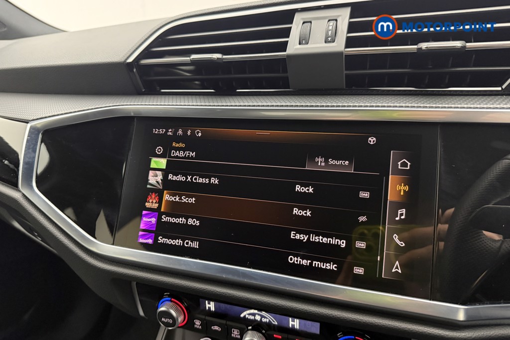 Audi Q3 Black Edition Manual Petrol SUV - Stock Number (1688066) - 46th supplementary image