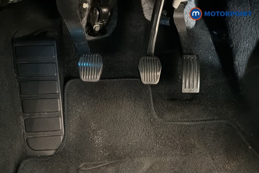 Ford Focus Titanium X Edition Manual Petrol Hatchback - Stock Number (1688133) - 24th supplementary image