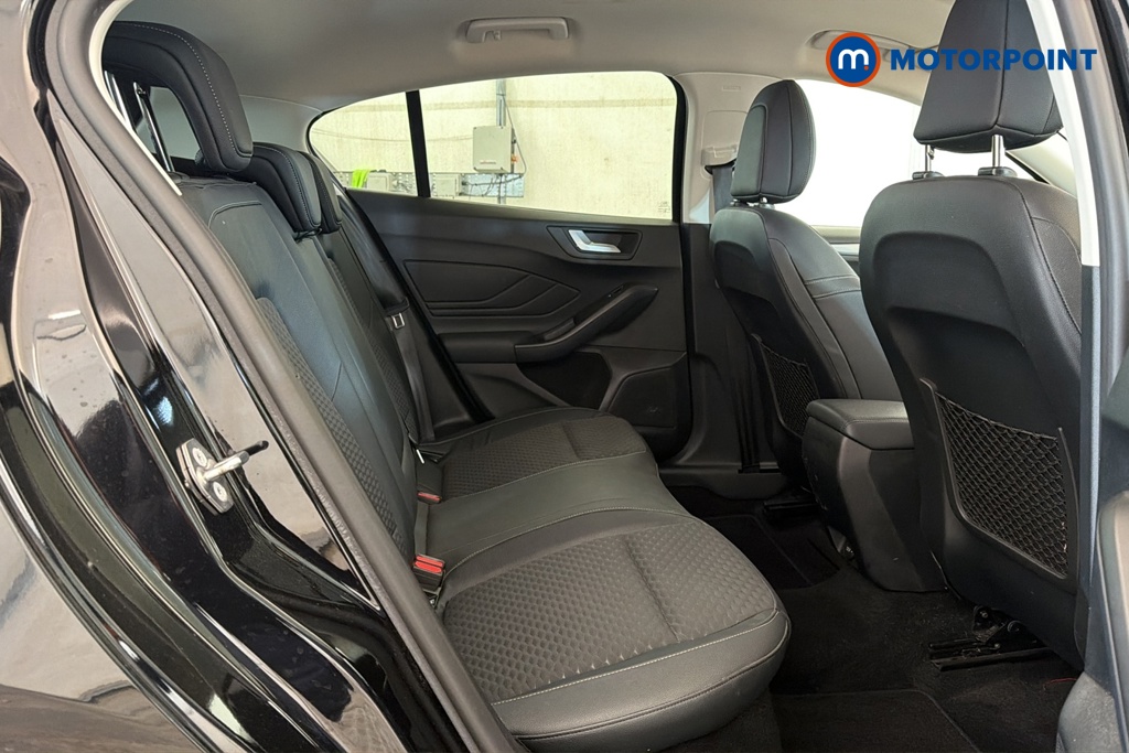 Ford Focus Titanium X Edition Manual Petrol Hatchback - Stock Number (1688133) - 25th supplementary image