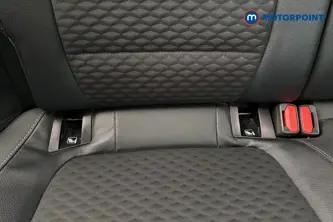 Ford Focus Titanium X Edition Manual Petrol Hatchback - Stock Number (1688133) - 27th supplementary image