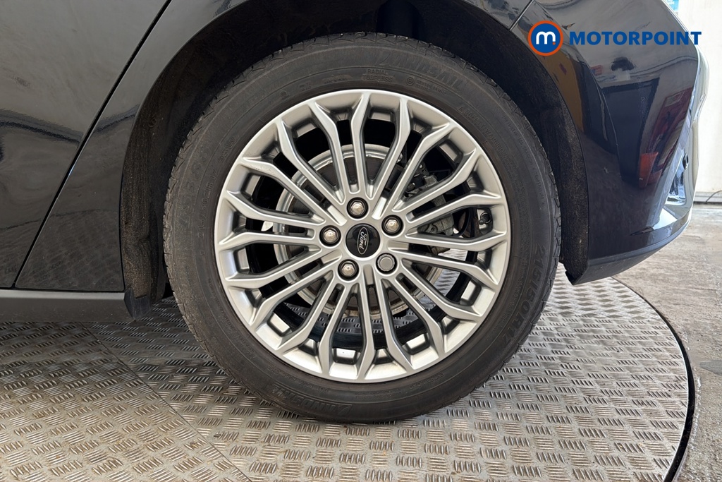 Ford Focus Titanium X Edition Manual Petrol Hatchback - Stock Number (1688133) - 45th supplementary image