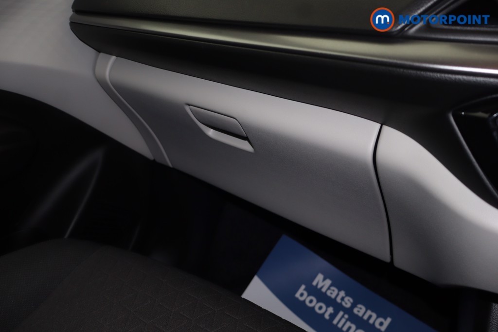 Suzuki Swift Ultra Manual Petrol Hatchback - Stock Number (1688283) - 16th supplementary image