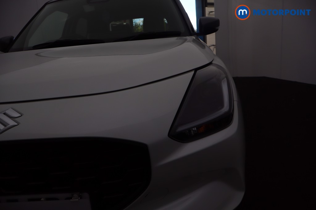Suzuki Swift Ultra Manual Petrol Hatchback - Stock Number (1688283) - 43rd supplementary image