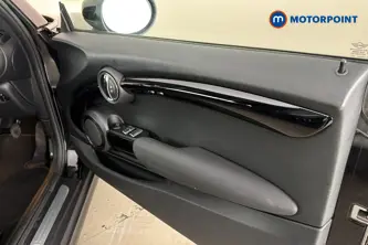 Mini Convertible Cooper Classic Manual Petrol Convertible - Stock Number (1688410) - 18th supplementary image
