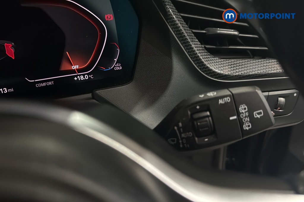 BMW 1 Series M Sport Manual Diesel Hatchback - Stock Number (1688604) - 6th supplementary image