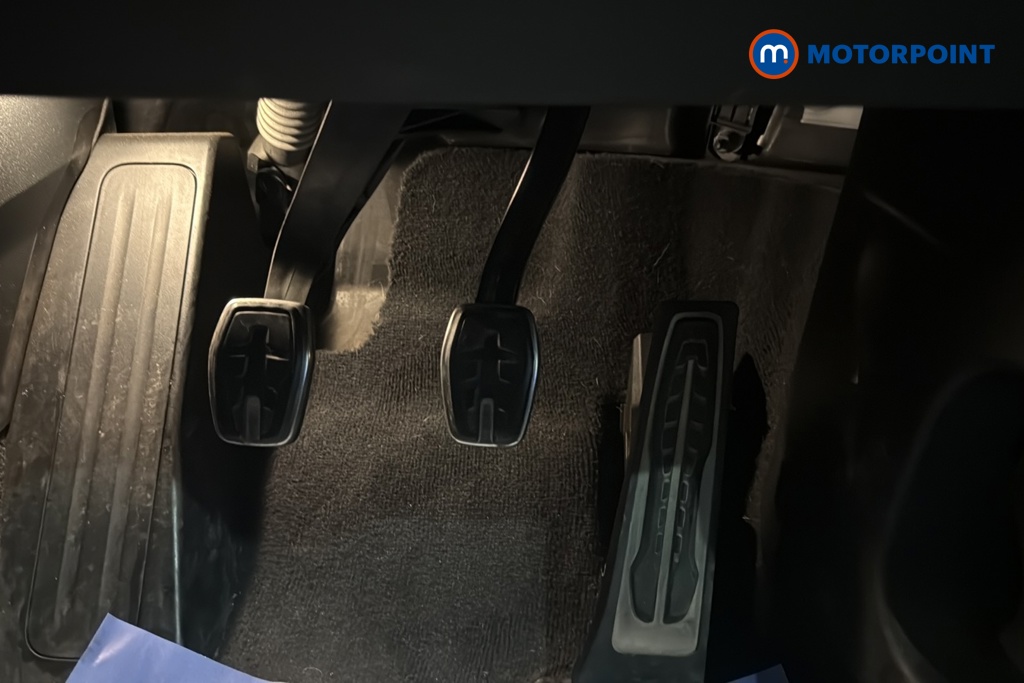 BMW 1 Series M Sport Manual Diesel Hatchback - Stock Number (1688604) - 24th supplementary image