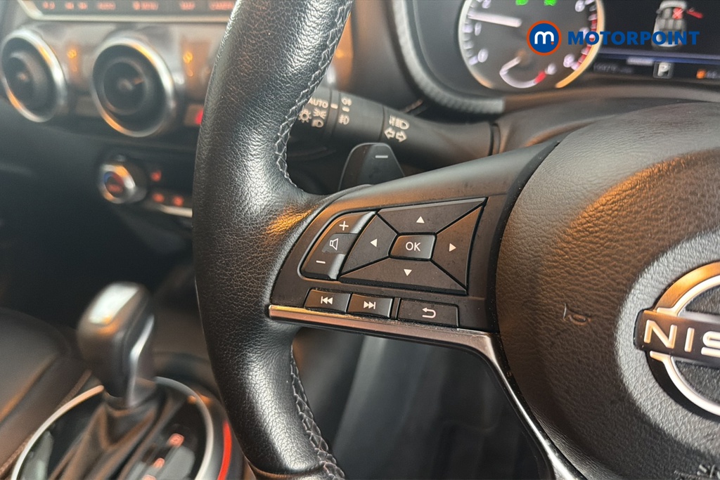 Nissan Juke Tekna Automatic Petrol SUV - Stock Number (1688719) - 4th supplementary image