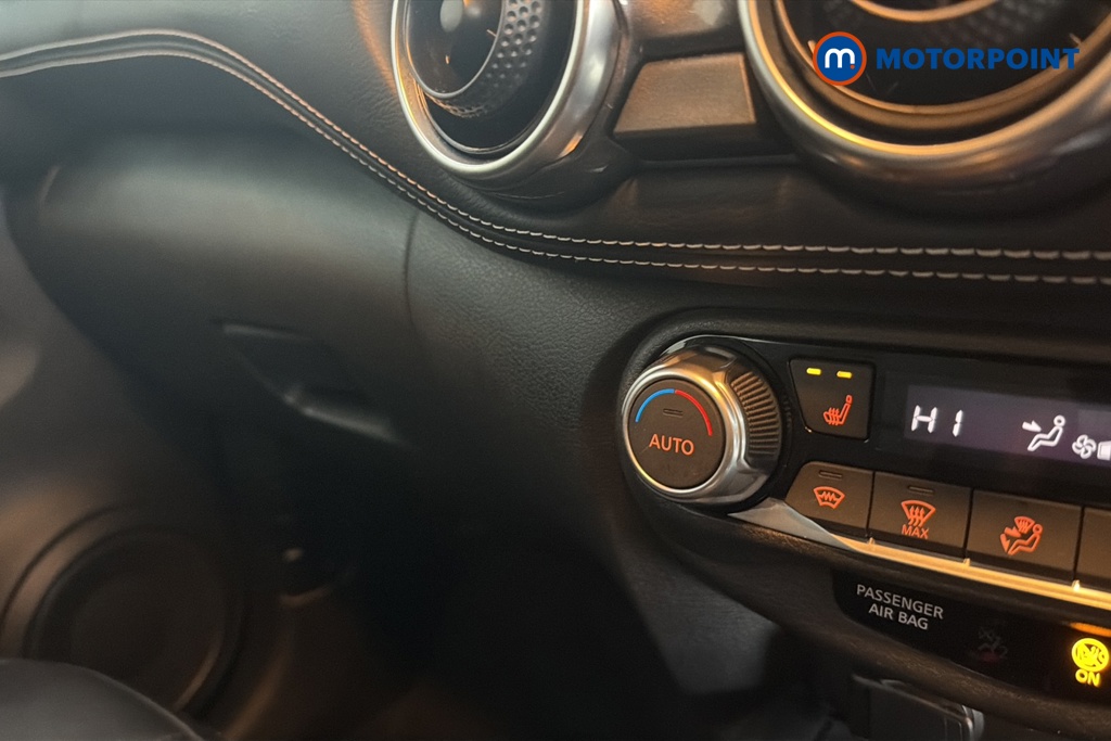 Nissan Juke Tekna Automatic Petrol SUV - Stock Number (1688719) - 14th supplementary image