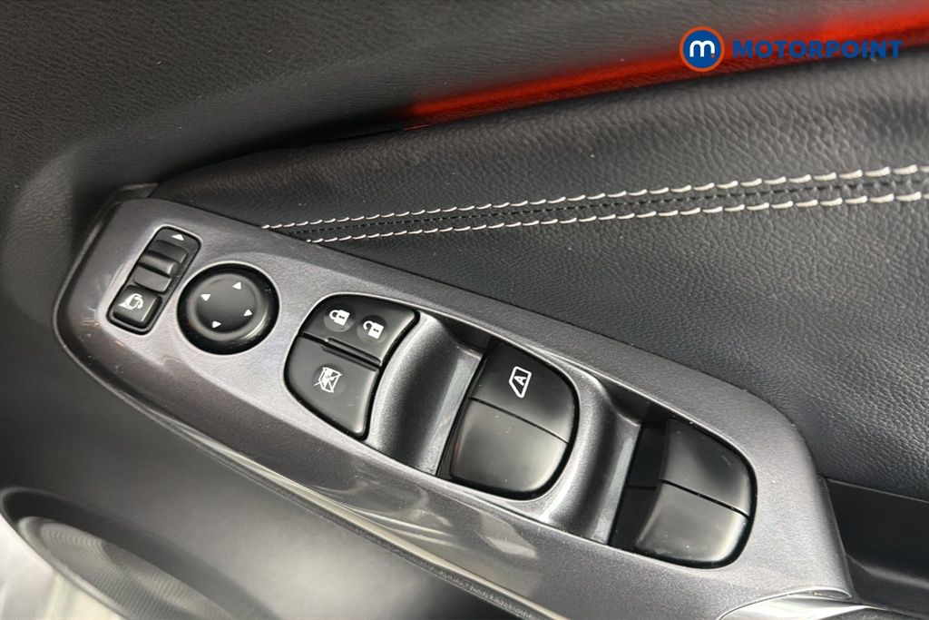 Nissan Juke Tekna Automatic Petrol SUV - Stock Number (1688719) - 19th supplementary image