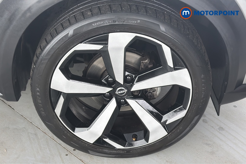 Nissan Juke Tekna Automatic Petrol SUV - Stock Number (1688719) - 47th supplementary image