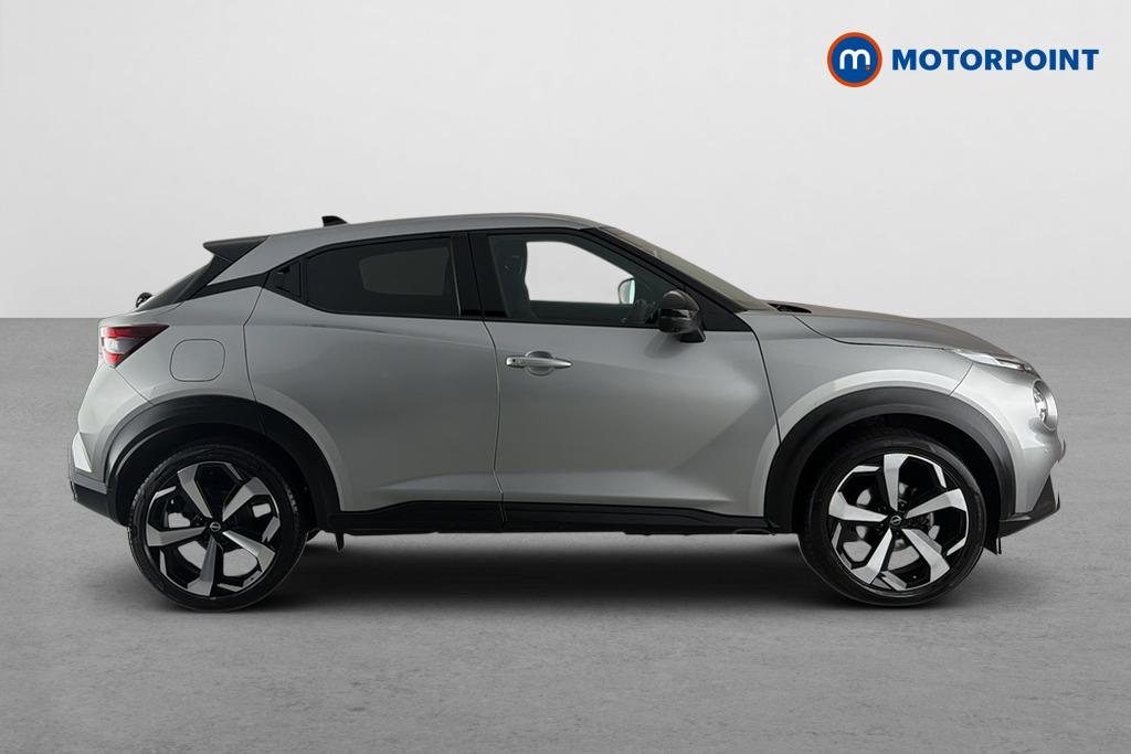 Nissan Juke Tekna Automatic Petrol SUV - Stock Number (1688719) - Passenger side