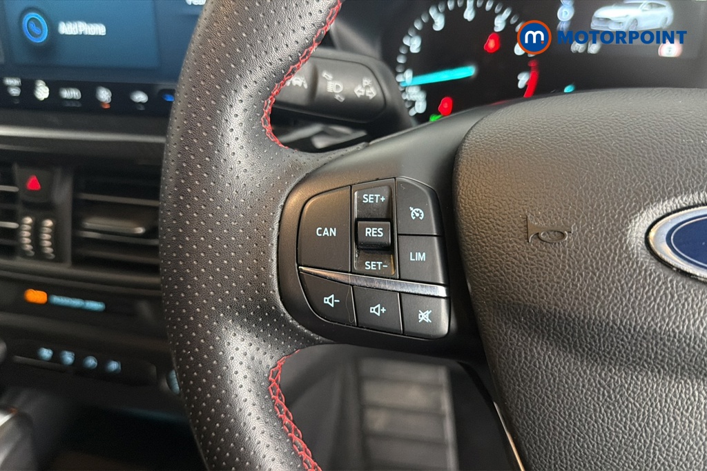 Ford Focus St-Line Automatic Petrol Estate - Stock Number (1688820) - 4th supplementary image