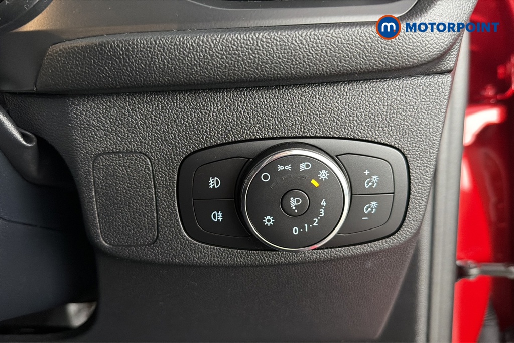 Ford Focus St-Line Automatic Petrol Estate - Stock Number (1688820) - 11th supplementary image