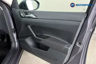Volkswagen Taigo Life Manual Petrol SUV - Stock Number (1688864) - 18th supplementary image