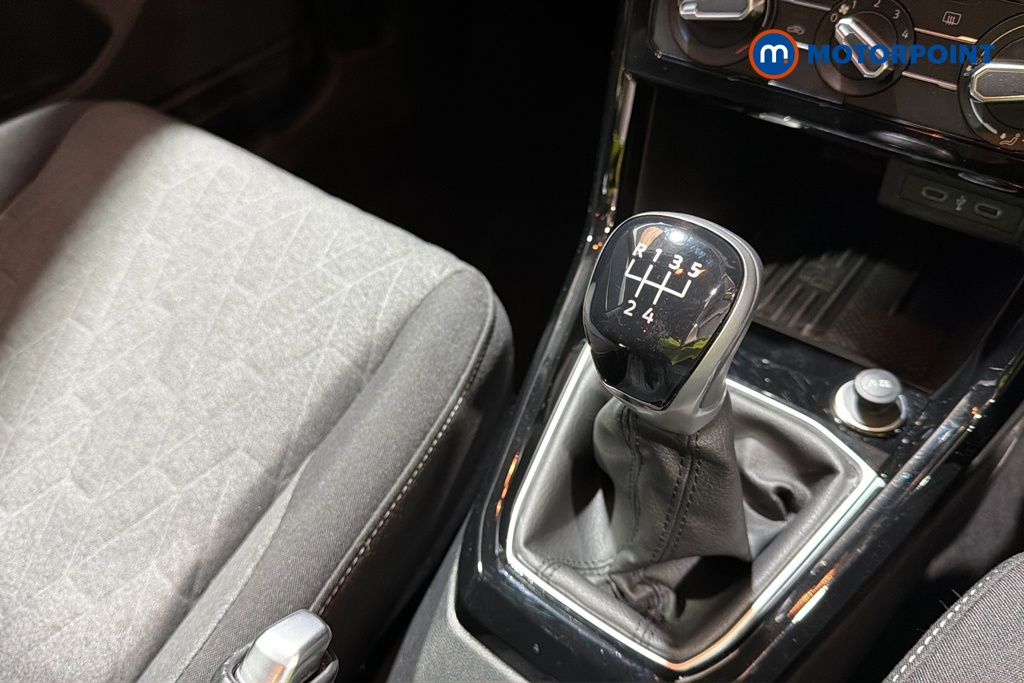 Volkswagen T-Cross Match Manual Petrol SUV - Stock Number (1688980) - 15th supplementary image