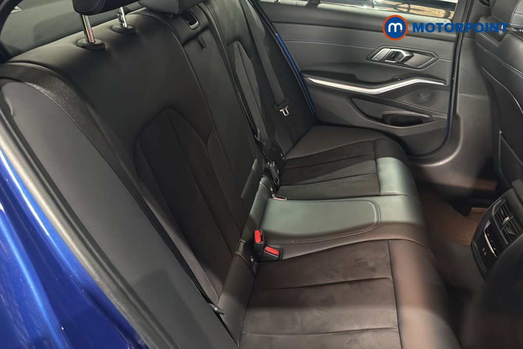 BMW 3 Series M Sport Automatic Petrol Plug-In Hybrid Saloon - Stock Number (1689000) - 25th supplementary image