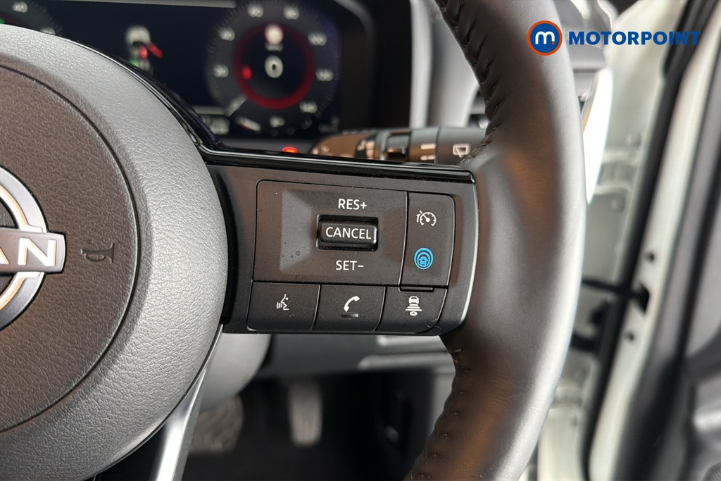 Nissan X-Trail Tekna Automatic Petrol-Electric Hybrid SUV - Stock Number (1689352) - 3rd supplementary image