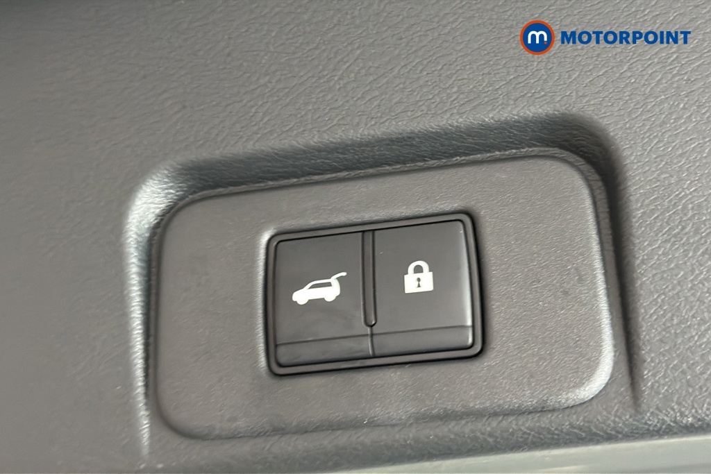 Nissan X-Trail Tekna Automatic Petrol-Electric Hybrid SUV - Stock Number (1689352) - 35th supplementary image