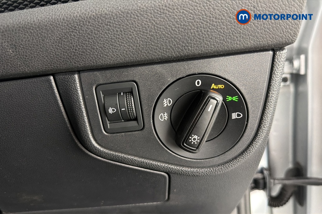 Volkswagen Taigo Life Manual Petrol SUV - Stock Number (1689378) - 11th supplementary image