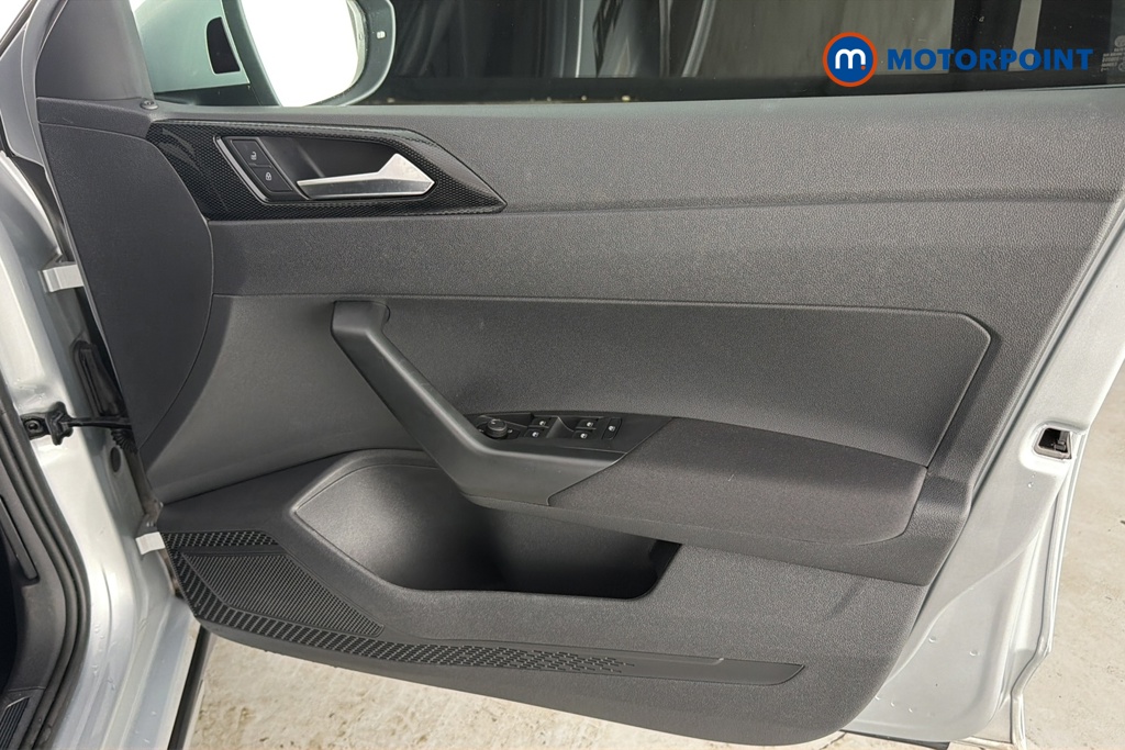 Volkswagen Taigo Life Manual Petrol SUV - Stock Number (1689378) - 18th supplementary image
