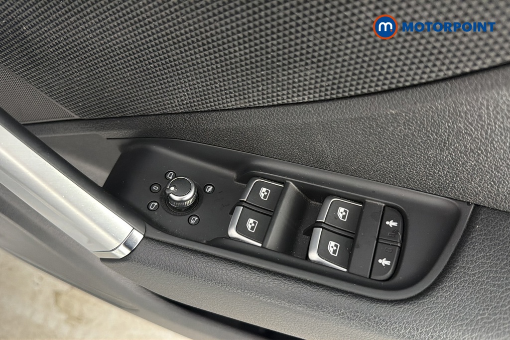 Audi Q2 S Line Manual Petrol SUV - Stock Number (1689395) - 19th supplementary image