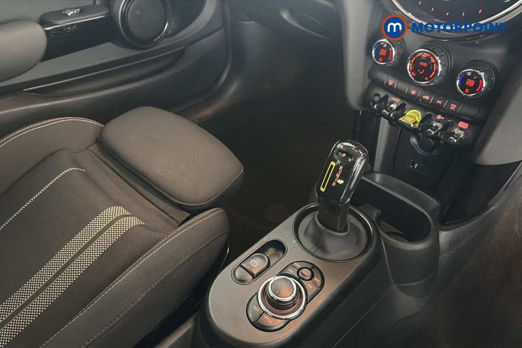 Mini Hatchback Cooper S Level 1 Automatic Electric Hatchback - Stock Number (1689489) - 15th supplementary image