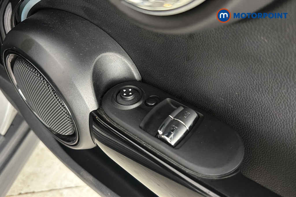 Mini Hatchback Cooper S Level 1 Automatic Electric Hatchback - Stock Number (1689489) - 19th supplementary image